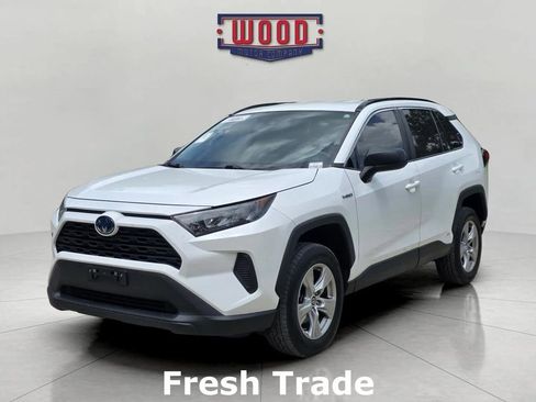 Used 2021 Toyota RAV4 LE AWD/4WD image 3