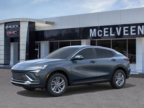 New 2026 Buick Envista Preferred FWD image 2