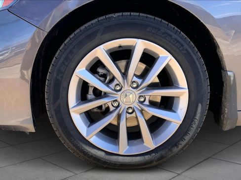 Used 2022 Honda Accord LX image 11
