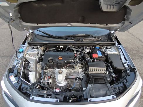 Used 2023 Honda Civic Sport image 10