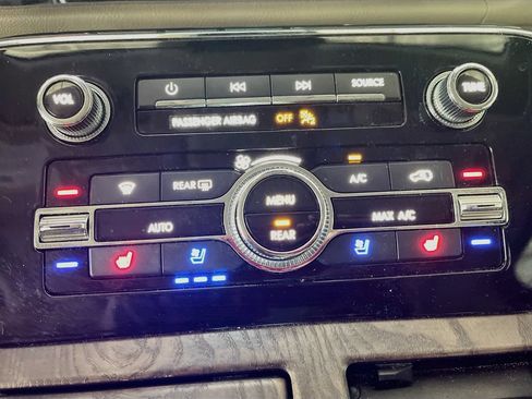 Used 2019 Lincoln Navigator Reserve AWD/4WD image 21