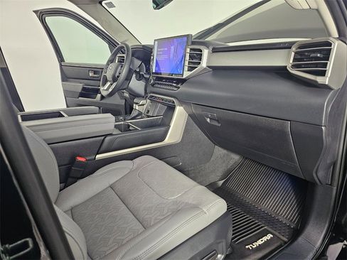 Used 2024 Toyota Tundra Limited image 36