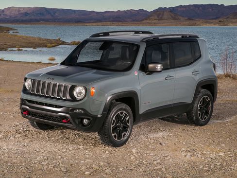 Used 2018 Jeep Renegade Trailhawk image 1