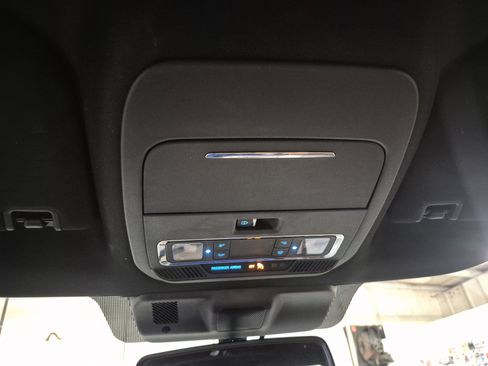 Used 2021 Ford F150 Platinum w/ Equipment Group 701A High AWD/4WD image 46