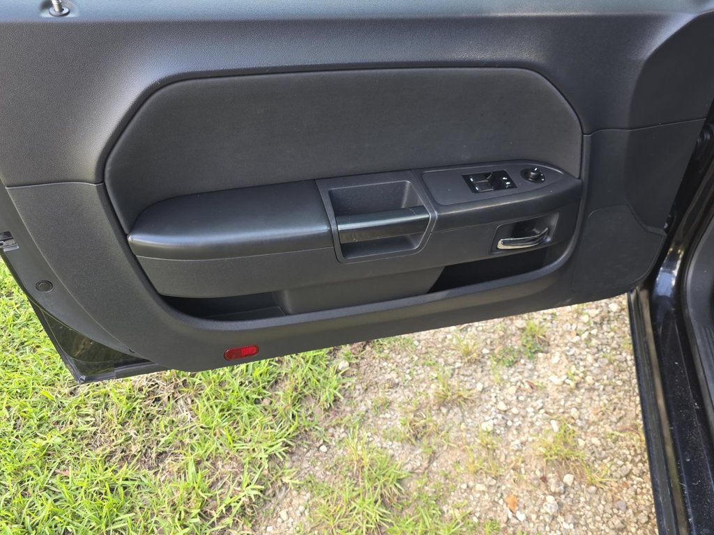 Used 2009 Dodge Challenger R/T RWD image 23