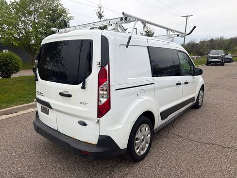 Used 2018 Ford Transit Connect XLT FWD image 5