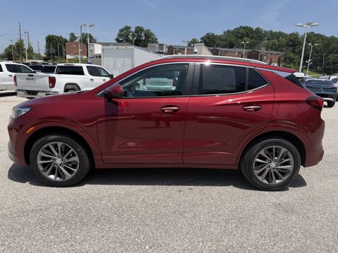 Used 2023 Buick Encore GX Select w/ Sport Touring Package AWD/4WD image 4