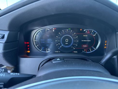 Used 2019 Cadillac Escalade Luxury image 7