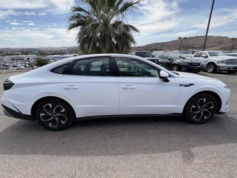 Used 2024 Hyundai Sonata SEL FWD image 6