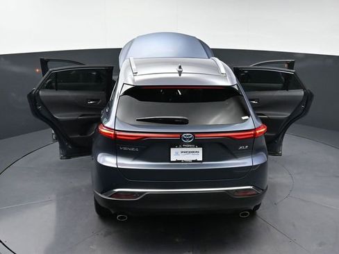 Used 2024 Toyota Venza XLE image 44