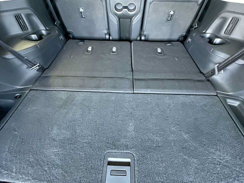 Used 2023 Honda Pilot EX-L image 25