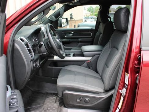 Used 2022 RAM 1500 Big Horn AWD/4WD image 11