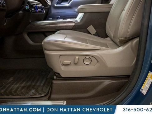 Used 2024 Chevrolet Silverado 2500 LTZ w/ LTZ Convenience Package image 23