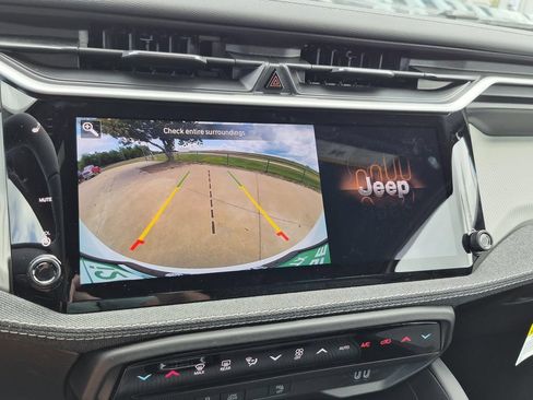 New 2026 Jeep Cherokee Laredo AWD/4WD image 21