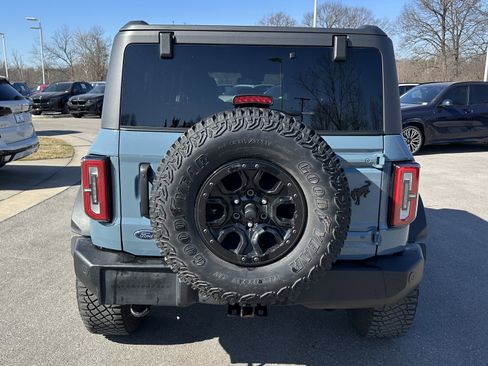 Used 2023 Ford Bronco Wildtrak image 9