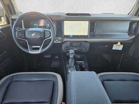 New 2025 Ford Bronco Big Bend image 15