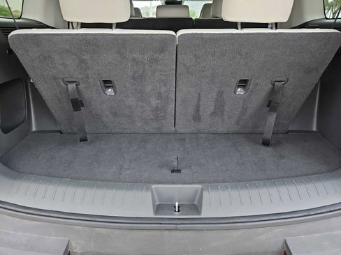 Certified 2025 Hyundai Santa Fe SEL AWD/4WD image 33