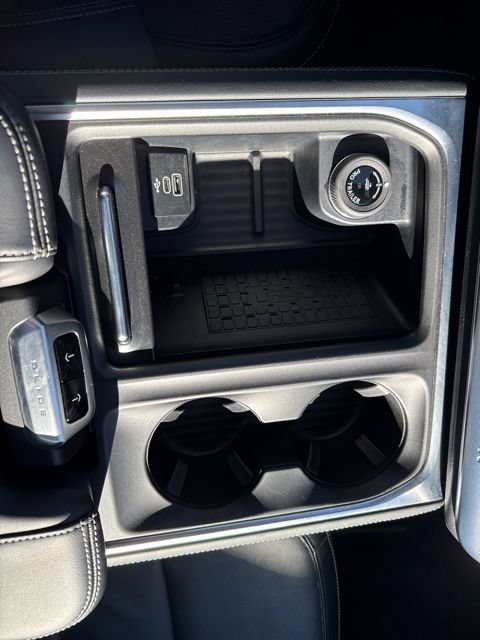 Used 2025 Ford Expedition Platinum AWD/4WD image 30