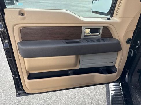 Used 2014 Ford F150 Lariat w/ Equipment Group 502A Luxury image 24