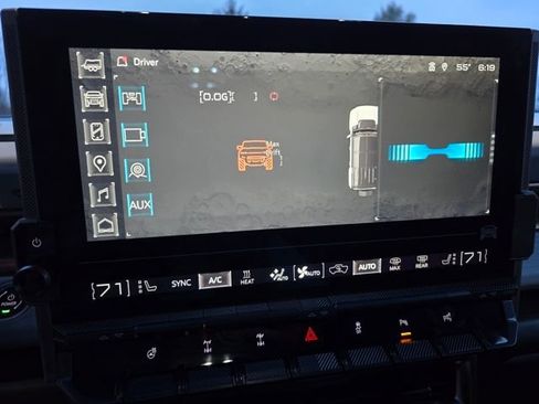 Used 2024 GMC Hummer EV 3X w/ Omega Edition image 59