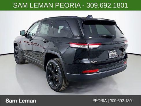 New 2025 Jeep Grand Cherokee Limited image 5