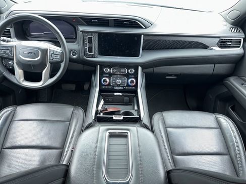 Used 2024 GMC Yukon Denali image 11