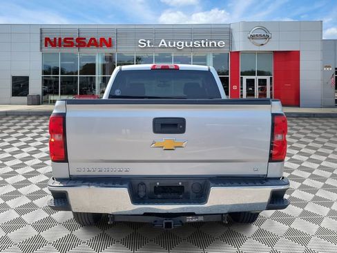 Used 2018 Chevrolet Silverado 1500 LT RWD image 3