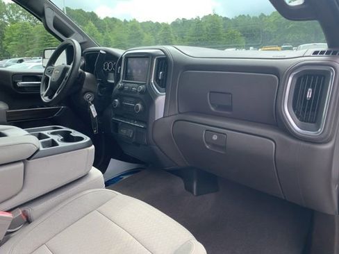 Used 2020 Chevrolet Silverado 1500 LT image 45