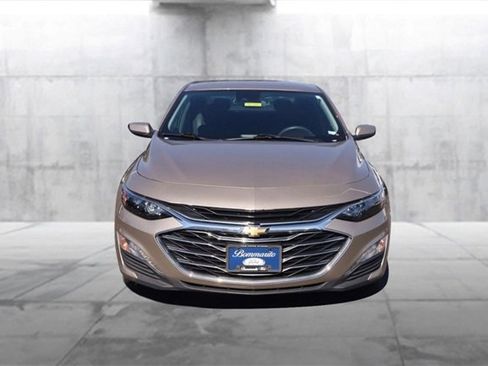 Used 2024 Chevrolet Malibu LT image 4