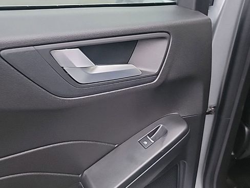 Certified 2023 Ford Escape Platinum image 21