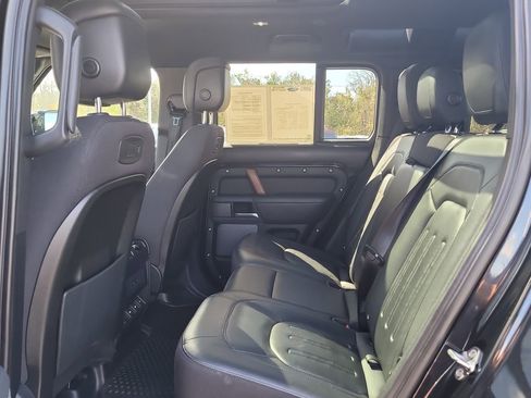 Used 2020 Land Rover Defender 110 X image 11