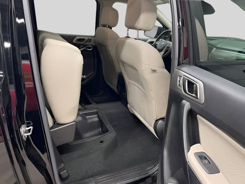 Used 2023 Ford Ranger XLT w/ Equipment Group 302A High image 11