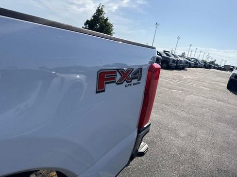 Used 2023 Ford F350 XL w/ FX4 Off-Road Package AWD/4WD image 15