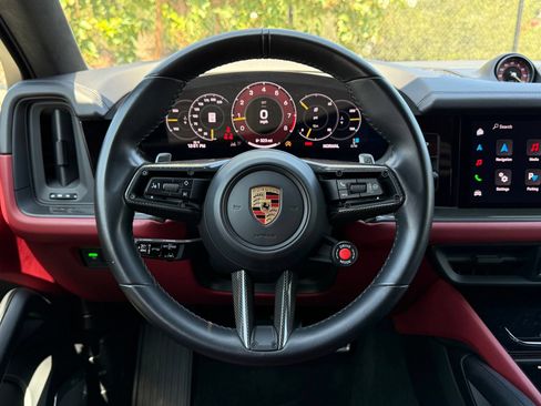 Certified 2024 Porsche Cayenne Turbo GT AWD/4WD image 16