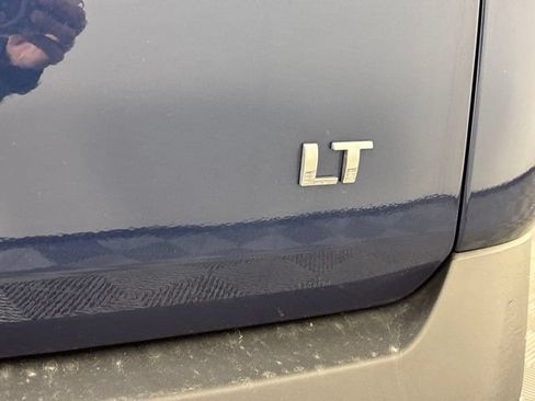 Used 2022 Chevrolet Traverse LT AWD/4WD image 13