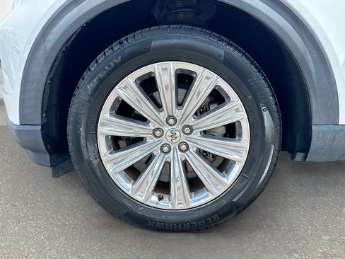 Used 2021 Ford Explorer King Ranch w/ Premium Technology Package AWD/4WD image 36