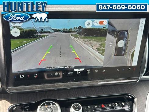 Used 2025 Ford Expedition Platinum w/ Platinum Ultimate Package AWD/4WD image 33