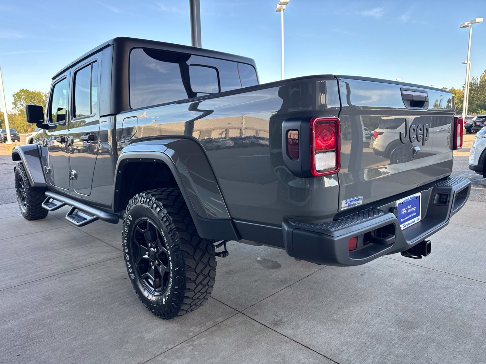 Used 2022 Jeep Gladiator Sport AWD/4WD image 5