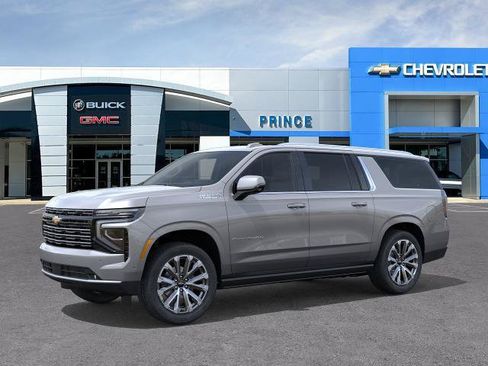 New 2026 Chevrolet Suburban High Country RWD image 37
