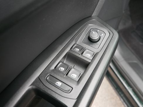 Used 2021 Volkswagen Atlas SEL AWD/4WD image 19