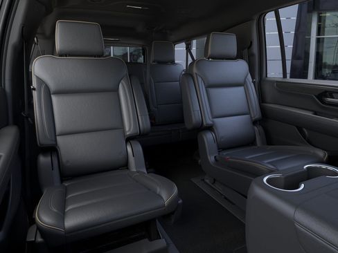 New 2026 GMC Yukon XL Elevation image 24