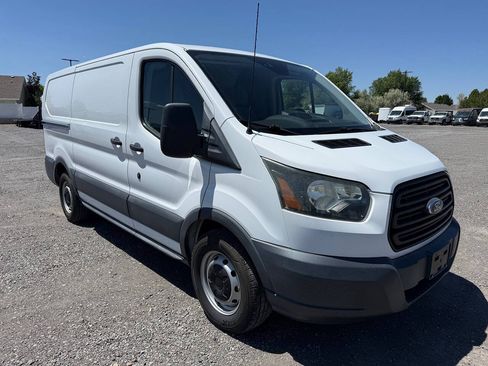 Used 2015 Ford Transit 150 130 Low Roof RWD image 9
