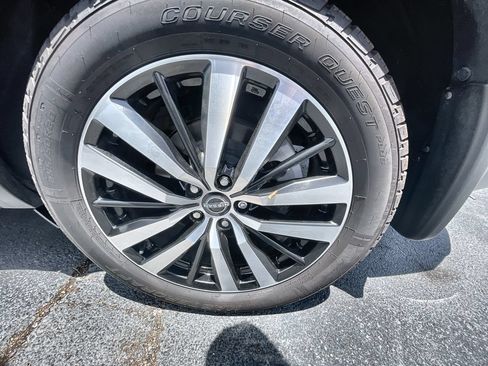 Used 2024 Nissan Pathfinder Platinum w/ Cargo Package FWD image 33