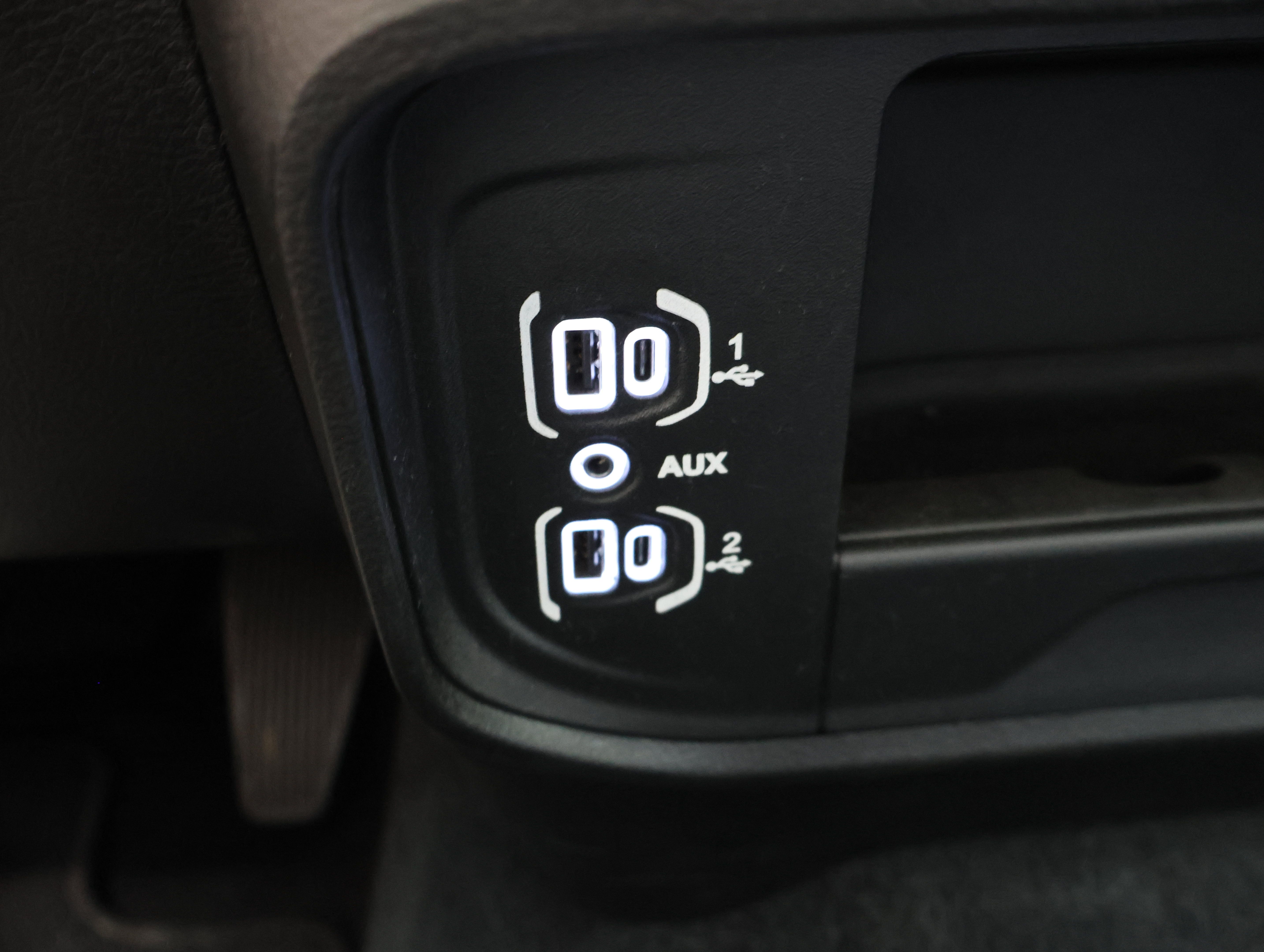 Used 2024 RAM 2500 Laramie AWD/4WD image 45