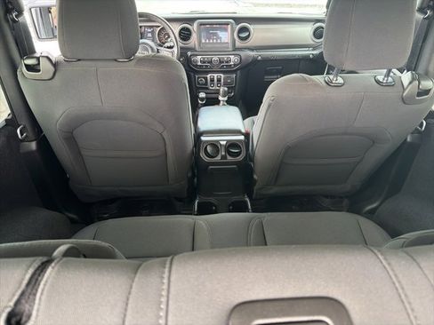 Used 2023 Jeep Wrangler Willys image 12