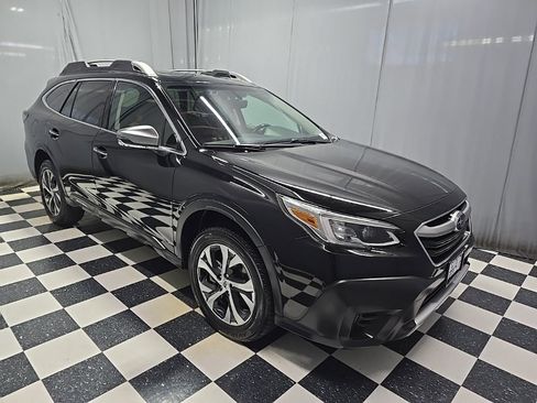 Used 2020 Subaru Outback Touring XT image 3