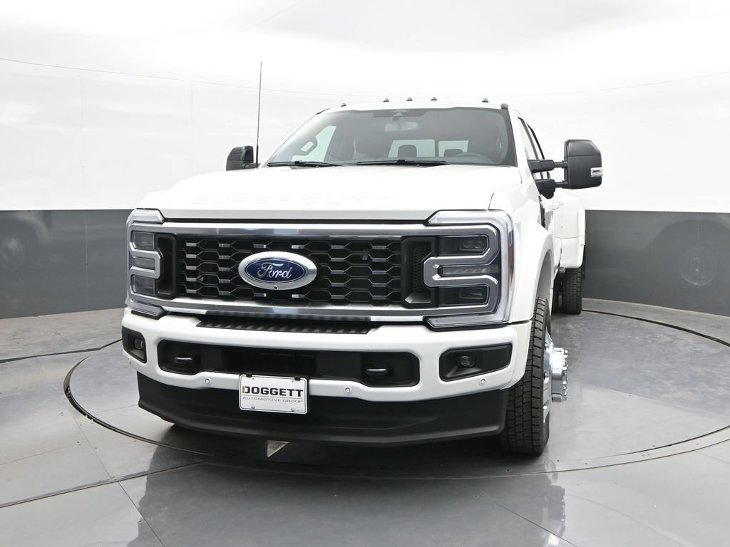 Used 2025 Ford F450 Platinum w/ FX4 Off-Road Package AWD/4WD image 28