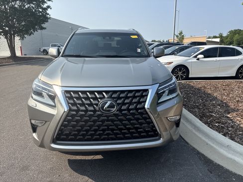 Used 2022 Lexus GX 460 Premium w/ Premium Package AWD/4WD image 38