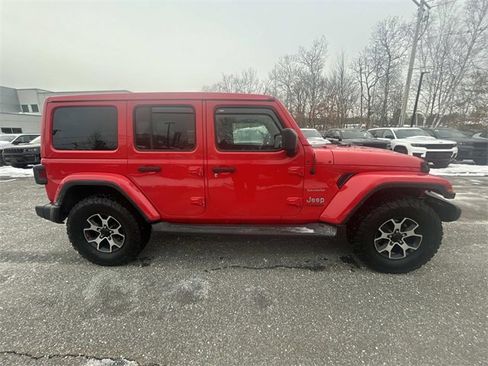 Used 2019 Jeep Wrangler Unlimited Sahara w/ Cold Weather Group image 2
