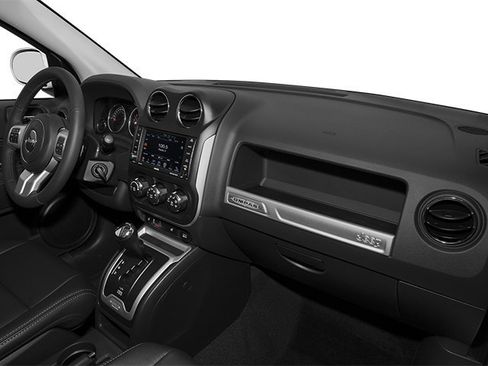 Used 2014 Jeep Compass Sport w/ Power Value Group AWD/4WD image 18